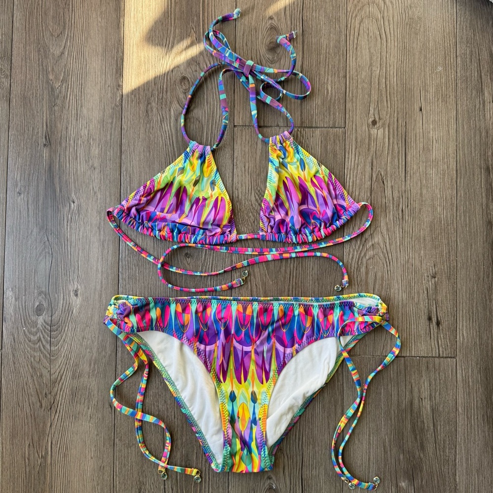Rampage Multicolor Triangle Bikini Set – S Top / L Bottom – Tie Side